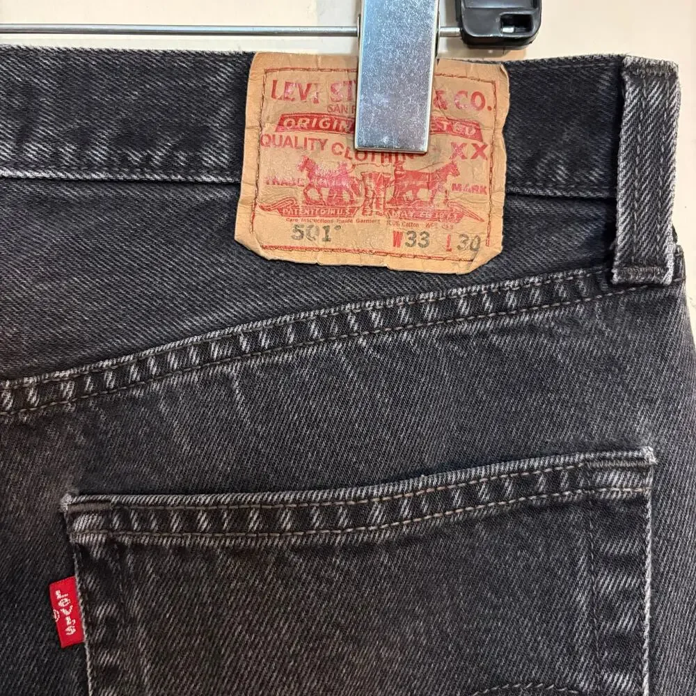 Vintage Y2K Levis 501 Faded Black Denim Jeans Mens 33x30 Button Fly Straight